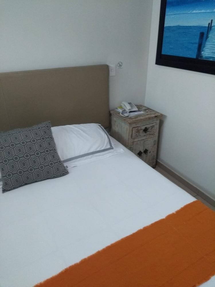 Suites Chapultepec Guadalajara Exteriör bild