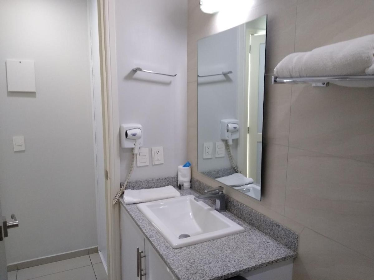 Suites Chapultepec Guadalajara Exteriör bild